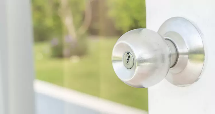 Patio Door Mechanism Jammed in Sun City Center, FL